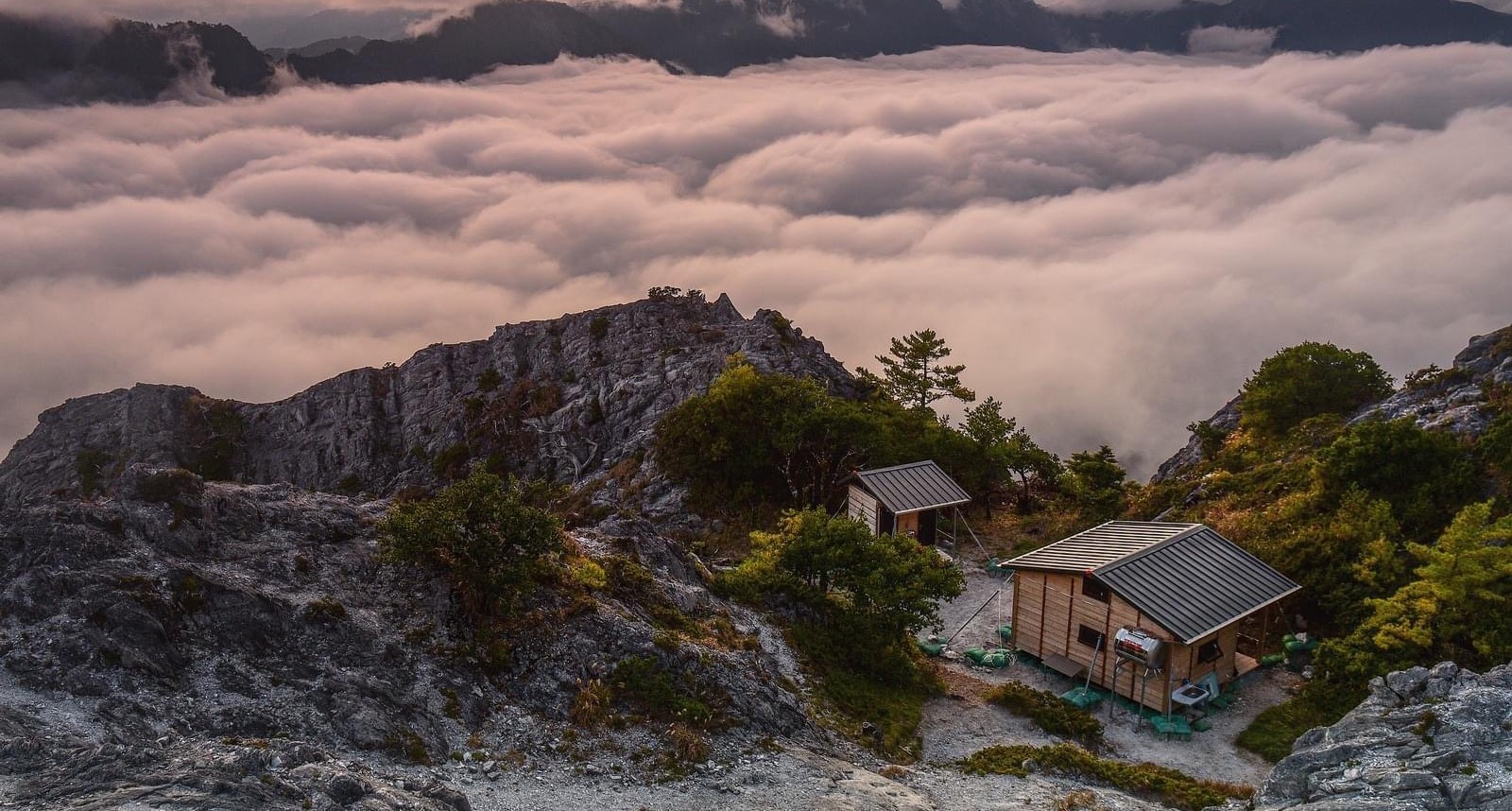 【牆瓦間的記憶】用建築擁抱山林，打造一座與自然共生的避難所