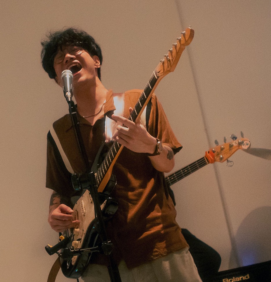 一個年青香港音樂人的母語回歸路：Tomii Chan訪談