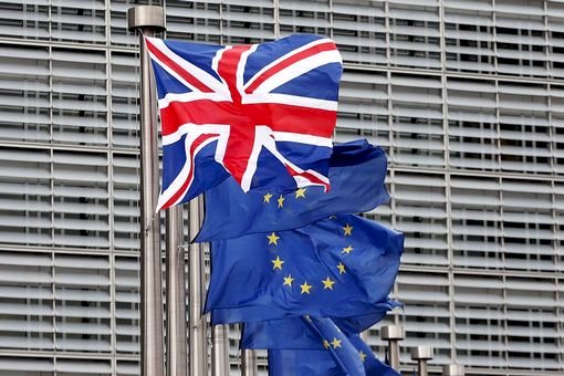 英脫歐公投 擺脫困境vs穩定成長