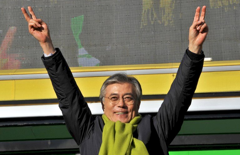 潘基文退南韓總統大選 文在寅聲勢領先