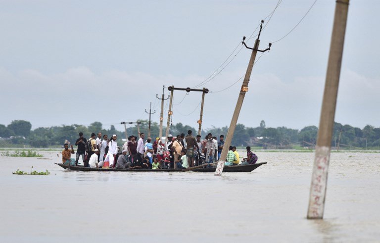 印度暴雨釀洪災 死亡人數至少83人