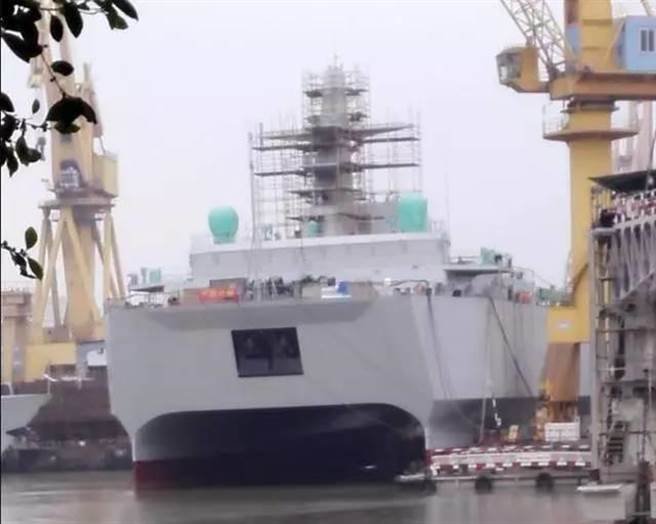 中共最新雙體偵察船 現身黃埔造船廠