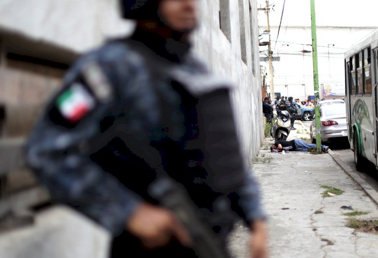 犯罪集團街頭火拼 墨西哥兩大幫派首腦遭逮