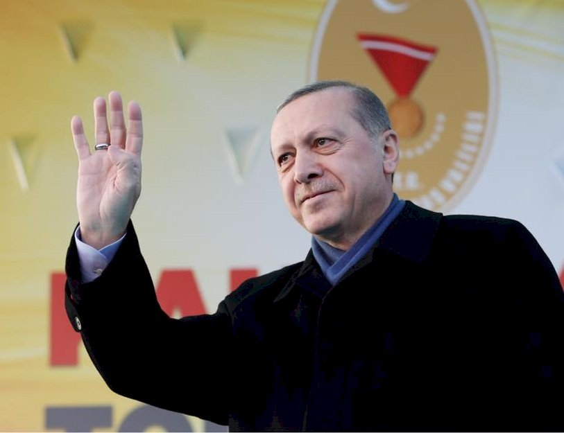 修憲擴大總統權力 土耳其正反意見勢均力敵