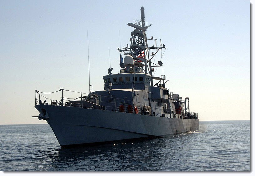 伊朗船艦波灣逼近 美海軍軍艦鳴槍示警