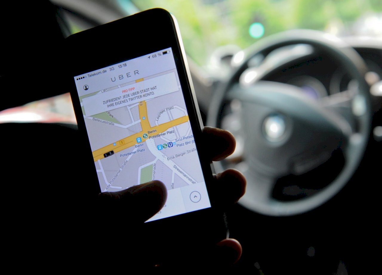 加速Uber司機轉型 交通部延至12/1起開罰