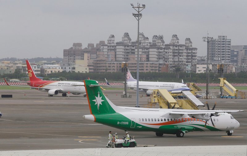 天鴿颱風影響 22日國內航班異動多