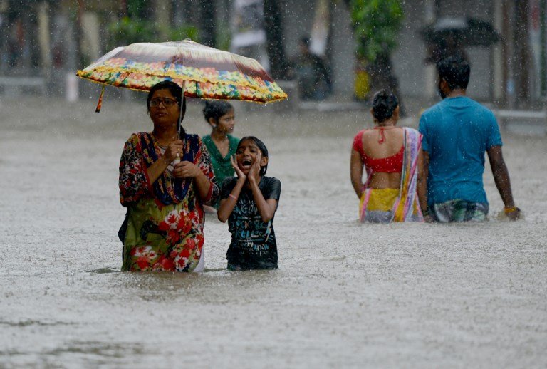 孟買豪雨大樓塌 增至18死