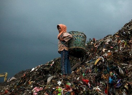 斯里蘭卡爆垃圾危機 禁用塑膠製品