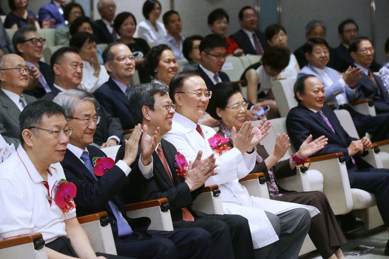 副總統：新光醫助友邦 讓國際看到台灣愛心