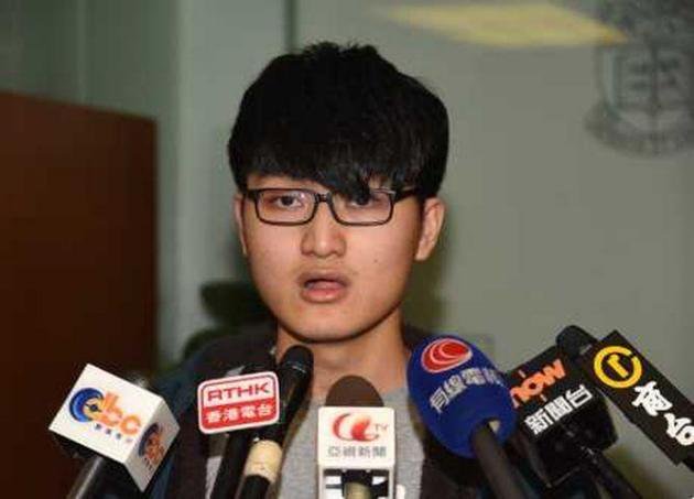 香港學生領袖逃過牢獄 被判社會服務