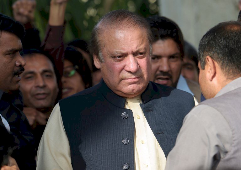 巴基斯坦前總理夏立夫返國 出庭應訊