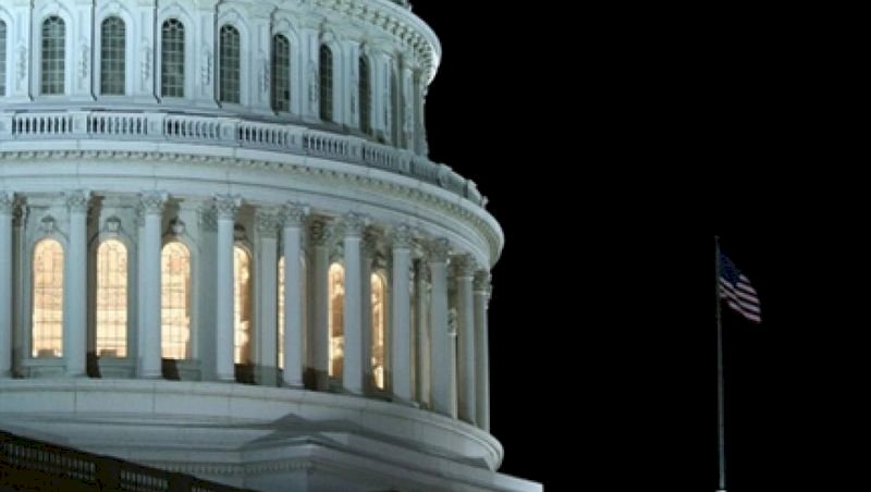 美眾院通過短期支出法案 避免政府停擺