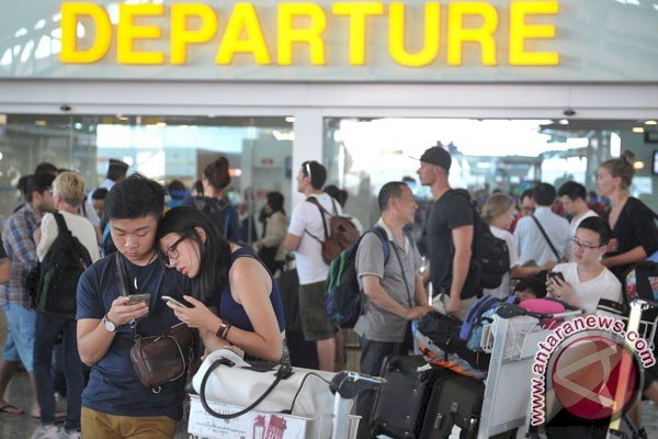 峇里島機場暫開放 旅客請與航空公司聯繫