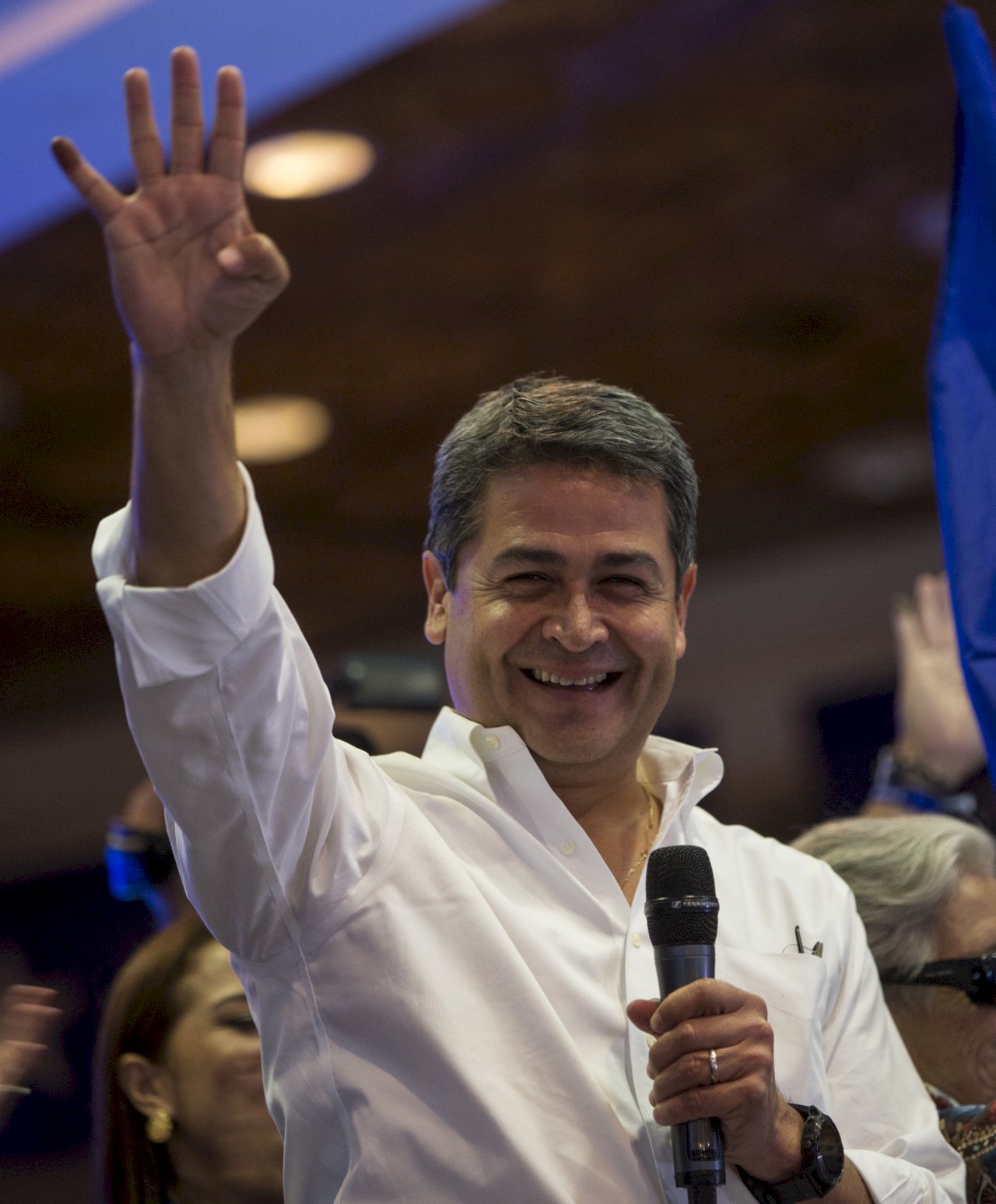 宏國總統大選 墨西哥承認葉南德茲獲勝