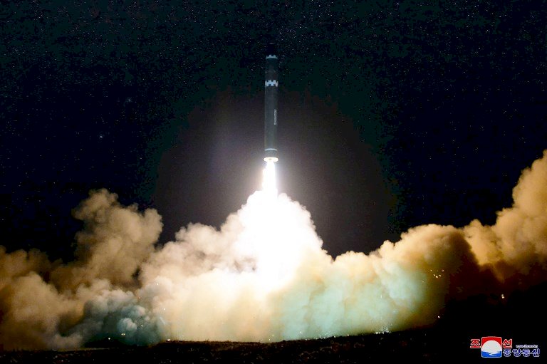 美媒：北韓新飛彈恐於重返大氣層碎裂