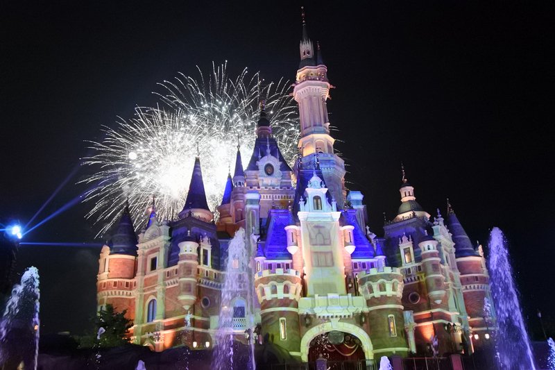迪士尼疫虧14億美元 上海主題樂園11日重啟