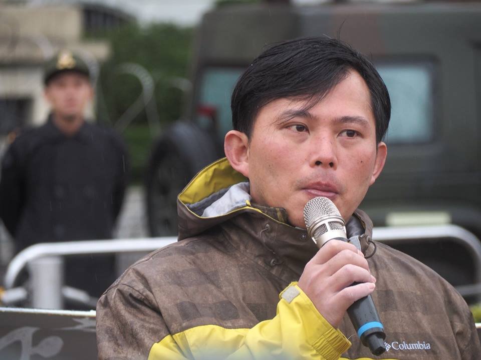 抗議勞基法 黃國昌：訴求撤回修法立場不變