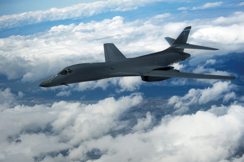 南海局勢升溫 美軍B-1B超音速轟炸機現蹤