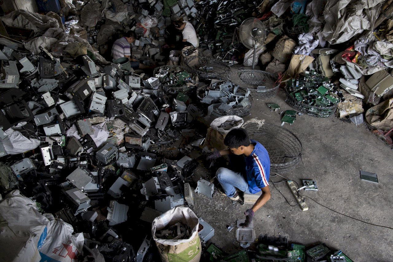 中國拒收部分廢棄物 歐美回收垃圾無處倒