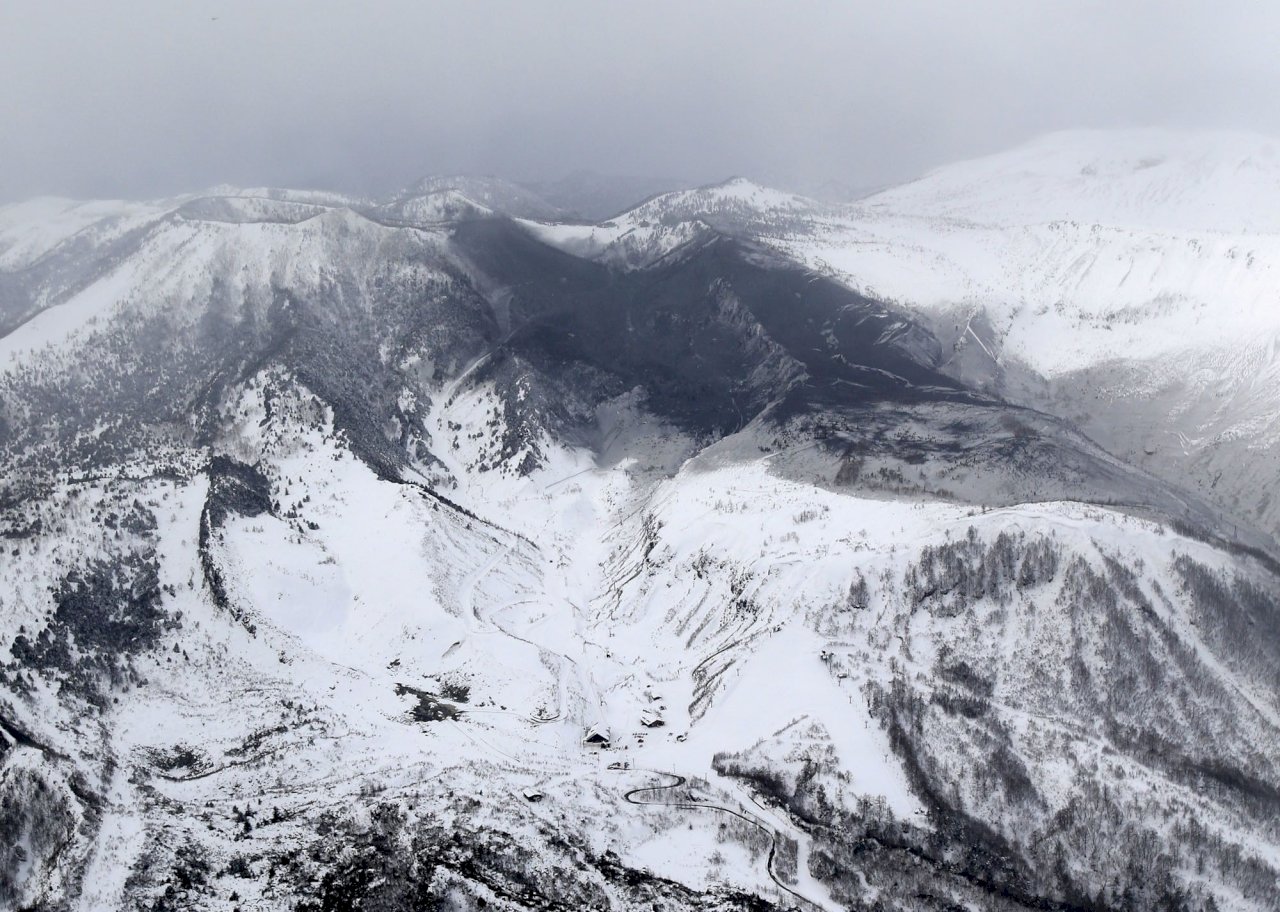 日本草津白根山火山噴發 至少1死