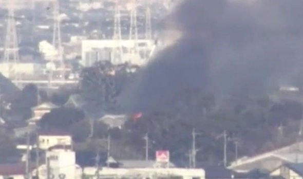日本自衛隊直升機 墜毀住宅區