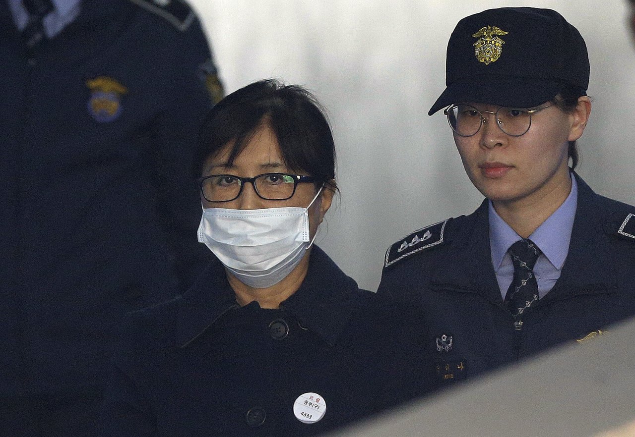 南韓干政醜聞可追溯至朴槿惠閨蜜父親