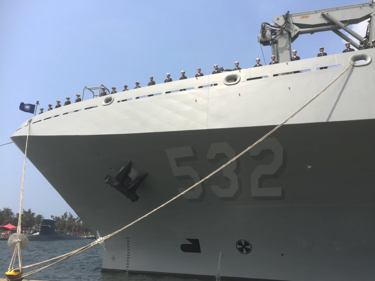 敦睦軍艦接觸者已掌握255人 指揮中心陸續安排採檢