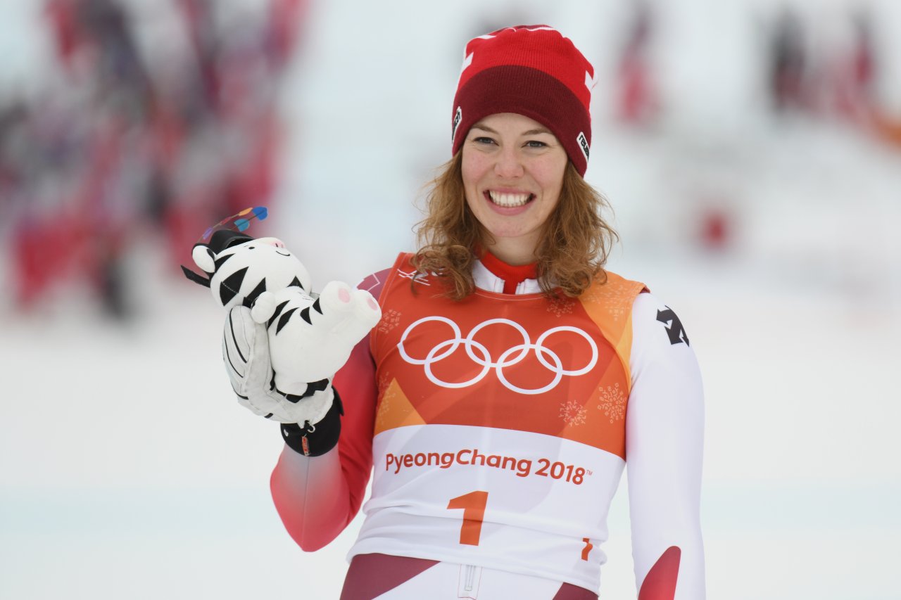 冬奧女子混合式滑雪 瑞士女將吉辛奪金