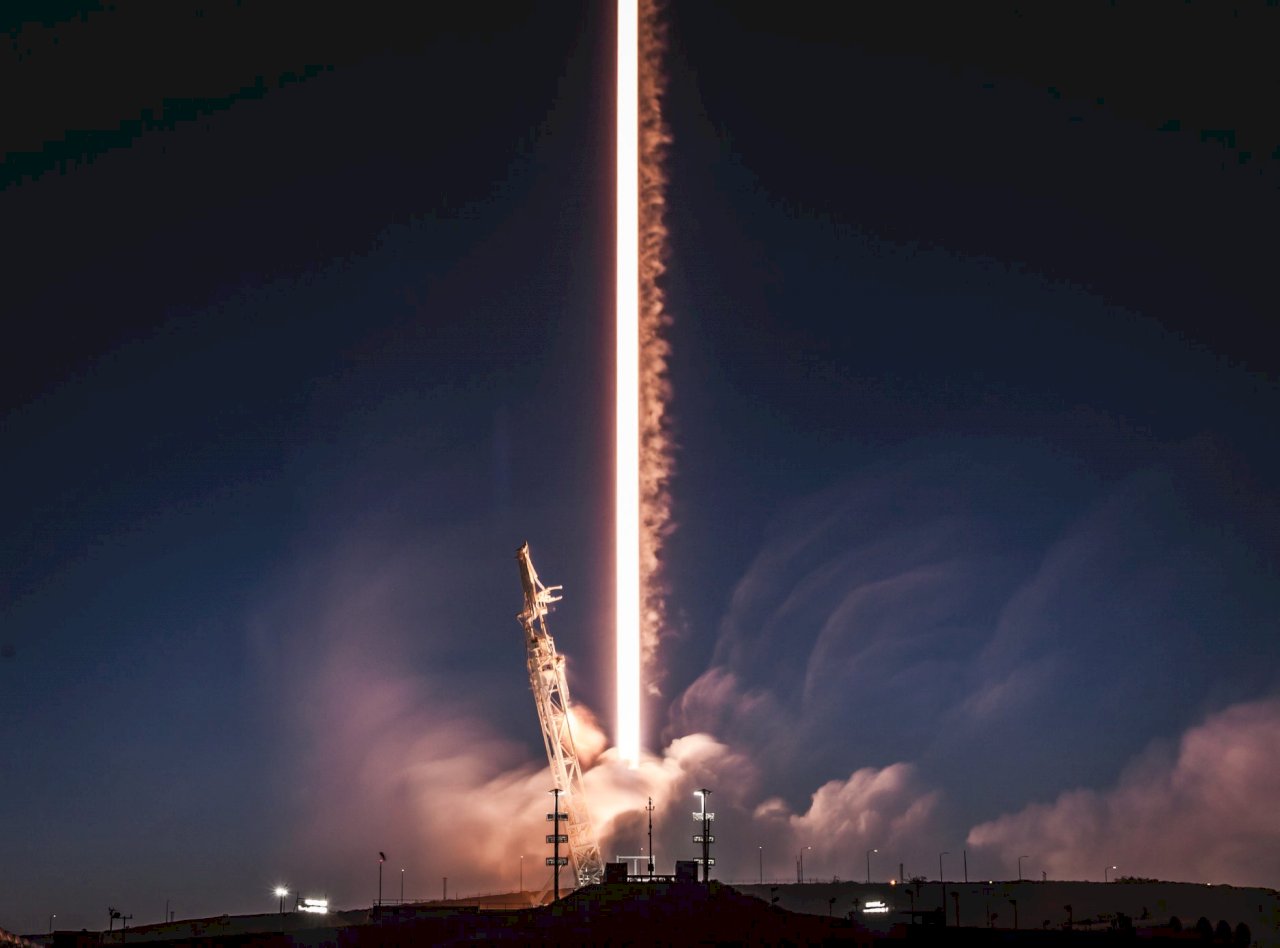 SpaceX第50次發射 擴大歐非寬頻服務