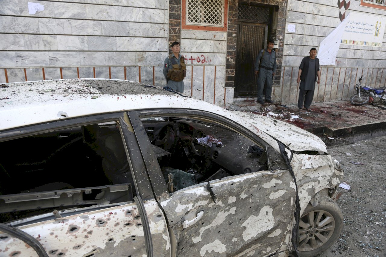 阿富汗選民中心遭自殺攻擊 4死20多傷