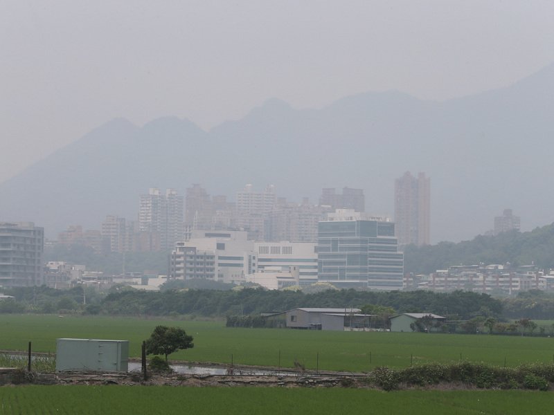 工業測站去年PM2.5增 環署：降雨減少