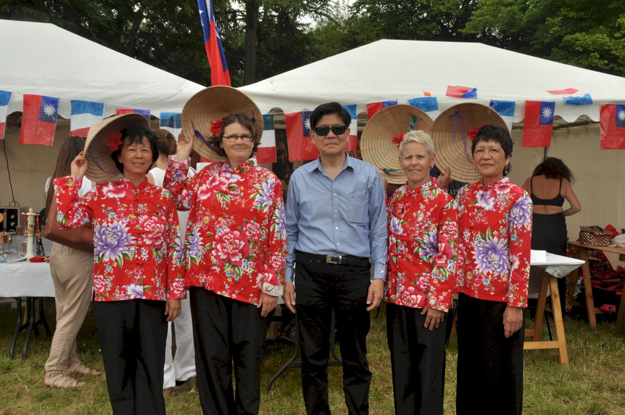 駐法大使參加愛湖市國際文化節 行銷台灣