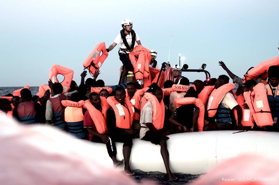 移民救難船爭議 義召喚法國大使