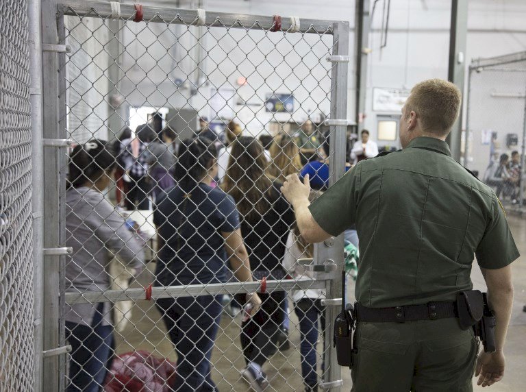 非法移民日增 美去年12月拘留5萬多人