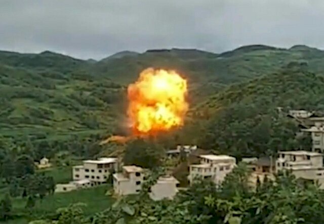 長征火箭殘骸墜落貴州村莊 爆炸冒出毒煙