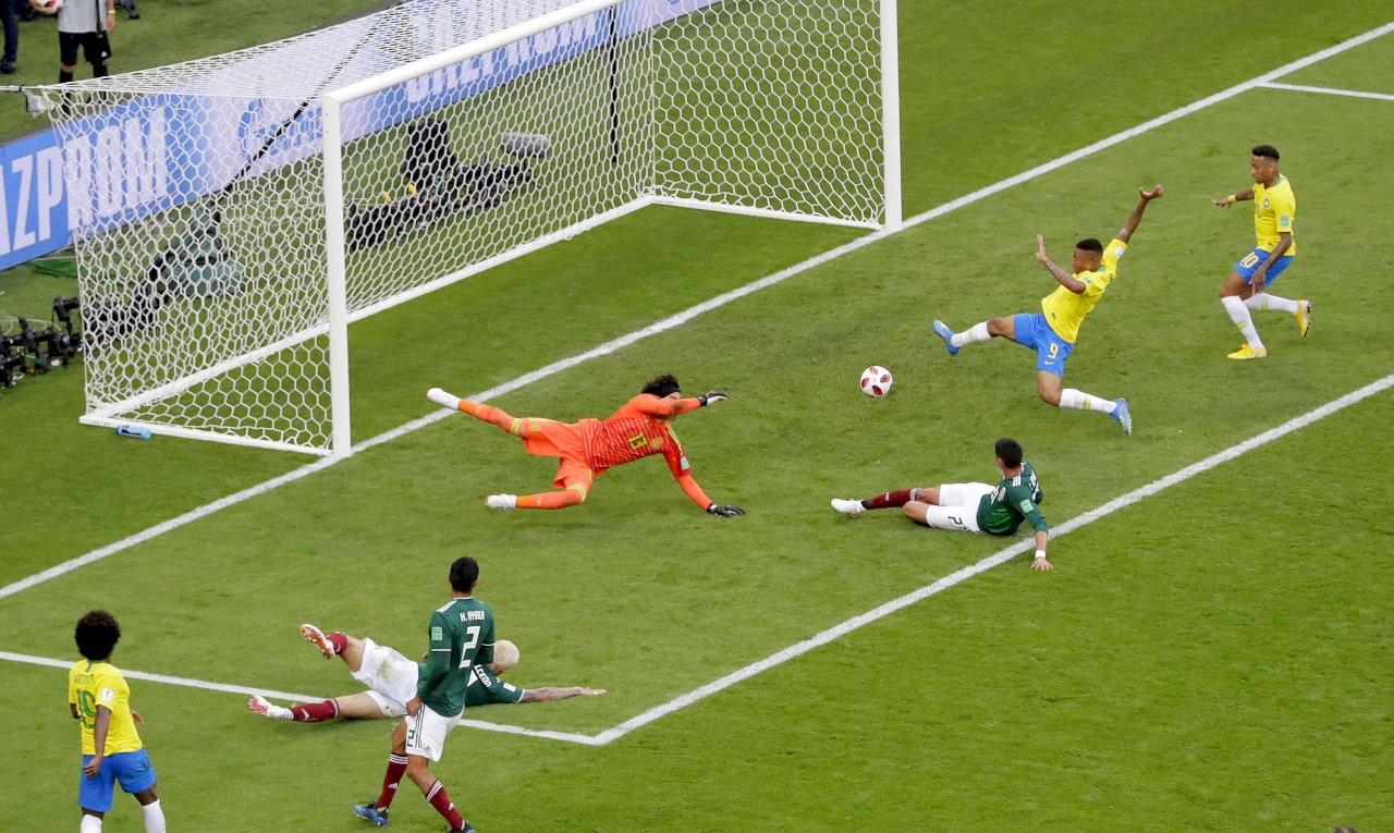 世界盃/美洲內戰 巴西2：0淘汰墨西哥