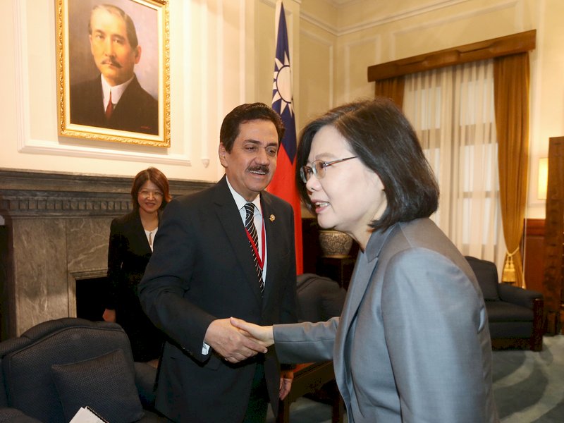 總統：台灣願為中美洲地區統合盡心力
