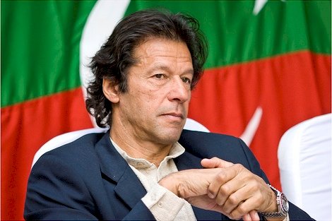 前板球明星伊姆蘭汗 當選巴基斯坦新總理