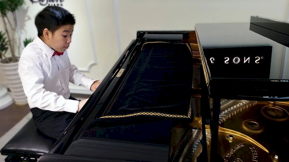 11歲台灣囝仔擊敗7國兄姊 亞太鋼琴賽奪冠