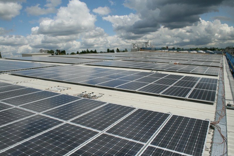 發展綠能 開放公墓設太陽光電發電設施