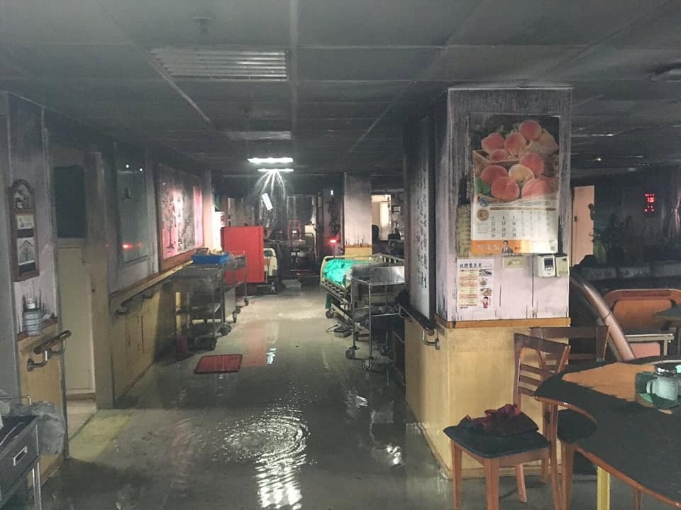醫院大火 總統指示全力搶救 並向家屬致哀