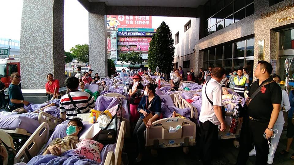 台北醫院大火 9死10重傷