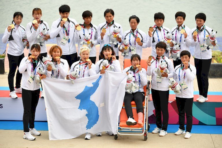 印尼亞運/女子500米龍舟 南北韓聯隊獲首金