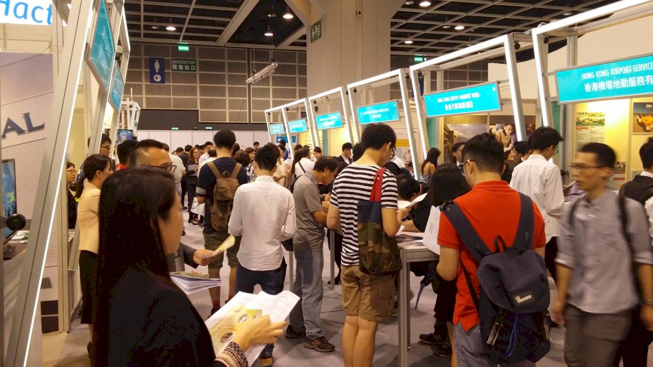 中秋十一長假預計有1483萬人次進出香港