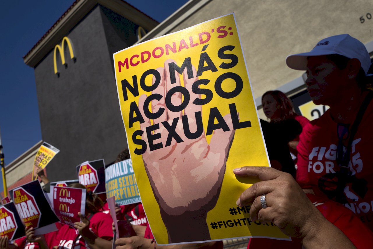 反性騷擾 全美10城麥當勞員工抗議
