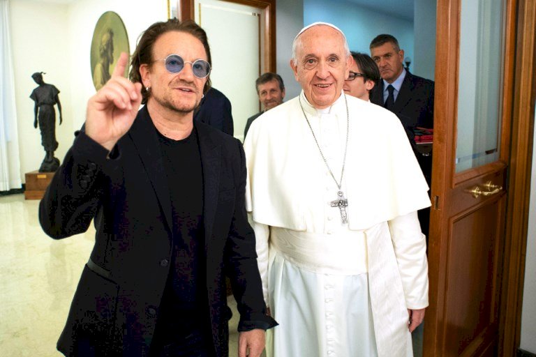 教宗見U2主唱 談愛爾蘭教會性侵
