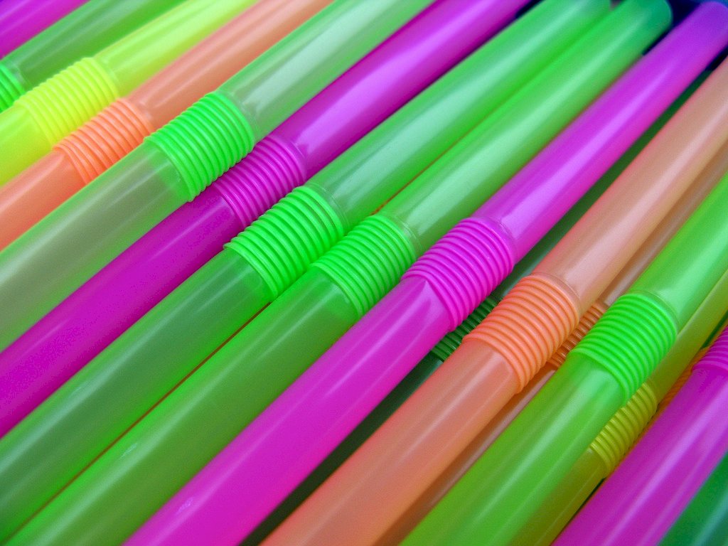 歐洲議會通過限塑令 禁用一次性塑膠製品