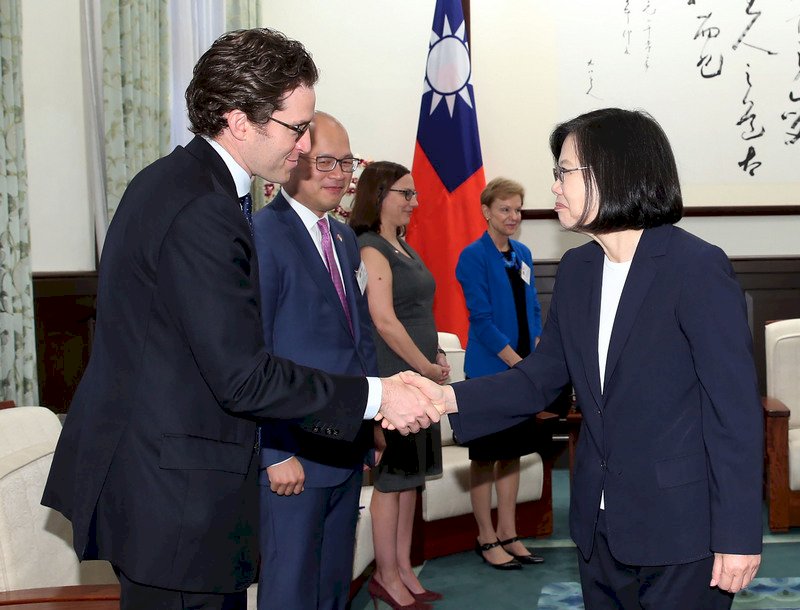 總統：台灣會堅持理念、展現韌性 爭取國際支持