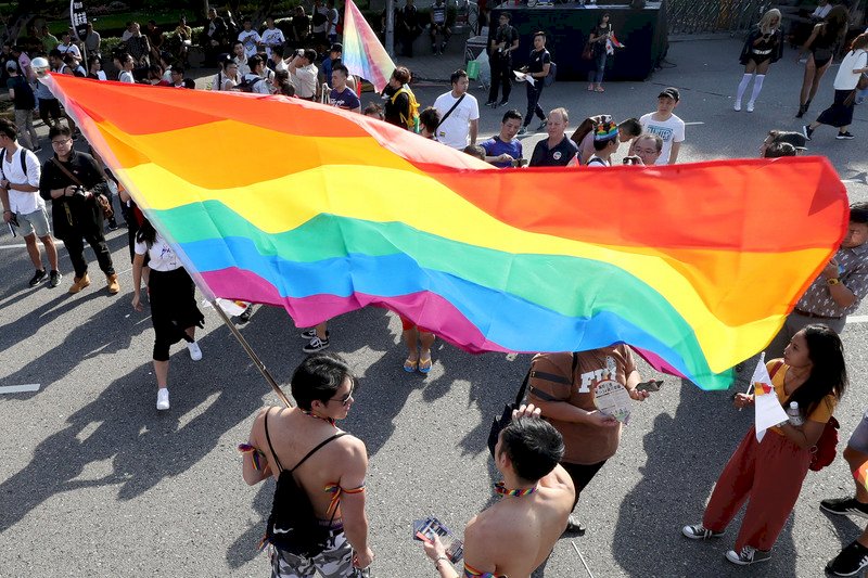 世界首例 蘇格蘭公立學校強制納入LGBT教育課程